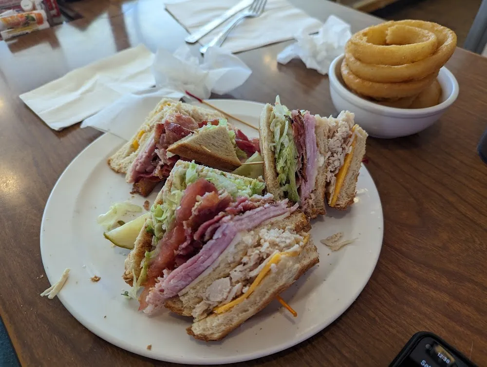 Club Sandwich with Onion Rings
